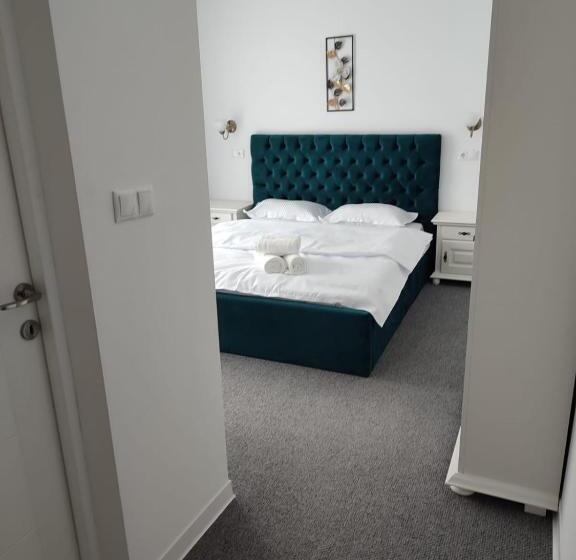 بنسيون Casa Anne