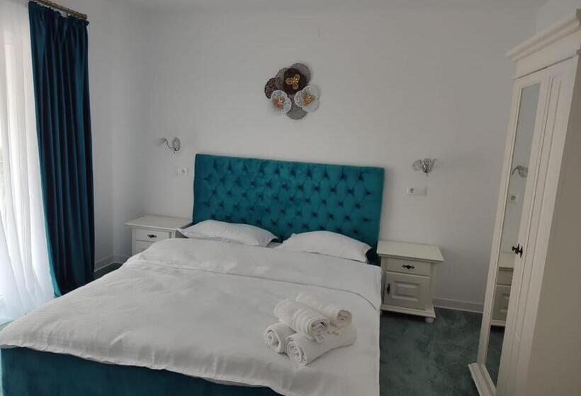 بنسيون Casa Anne