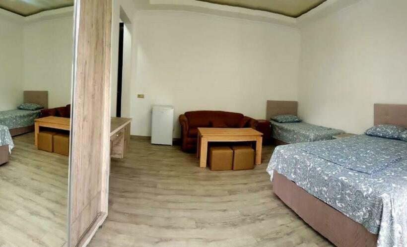 پانسیون Garden In Gonio Matata Motsikulis 58