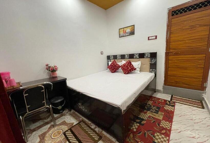 ペンション Govind Atithi Grah