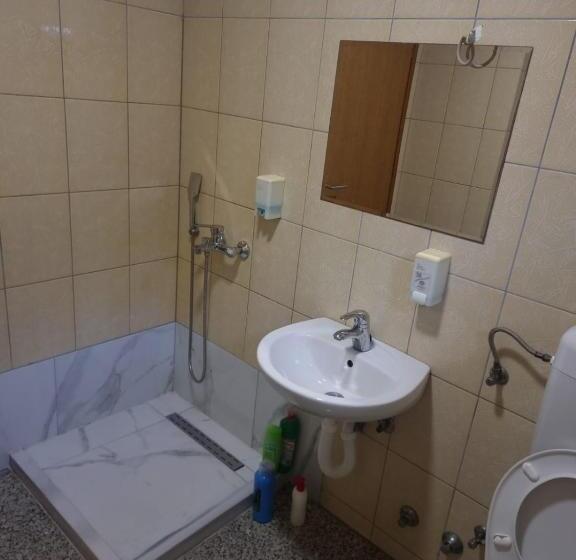 膳宿费 Guest House Star Gate