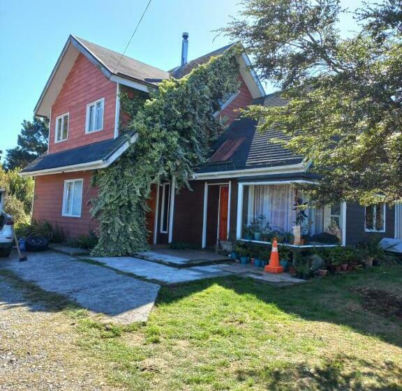 ペンション Cabanas Y Hostal Tepual Puerto Montt