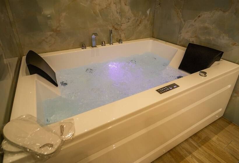 پانسیون Sensoria Naxos Suites