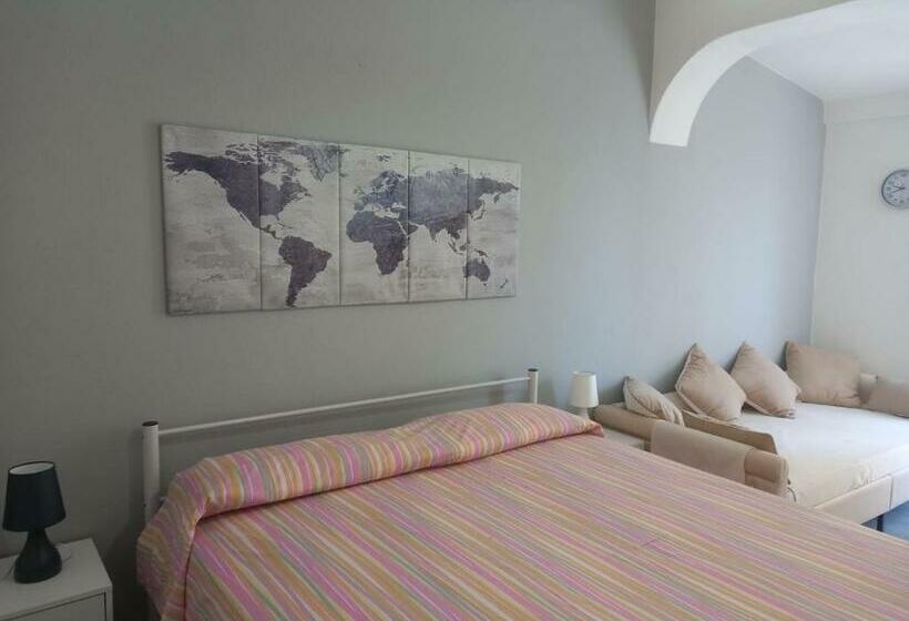 פנסיון Summer Room  Fronte Spiaggia