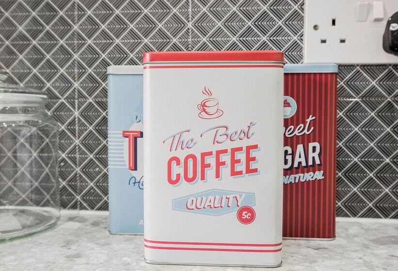 膳宿费 Verv London Stratford