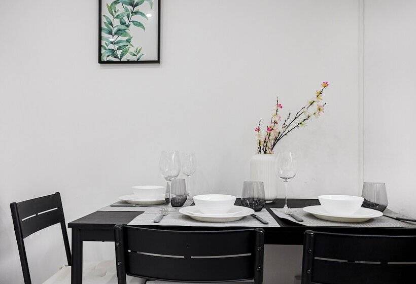 膳宿费 Verv London Stratford