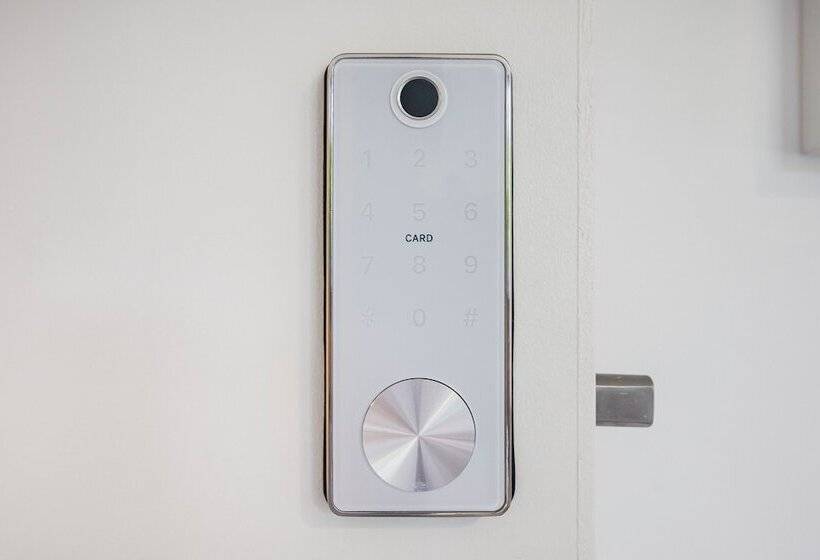 膳宿费 Verv London Stratford