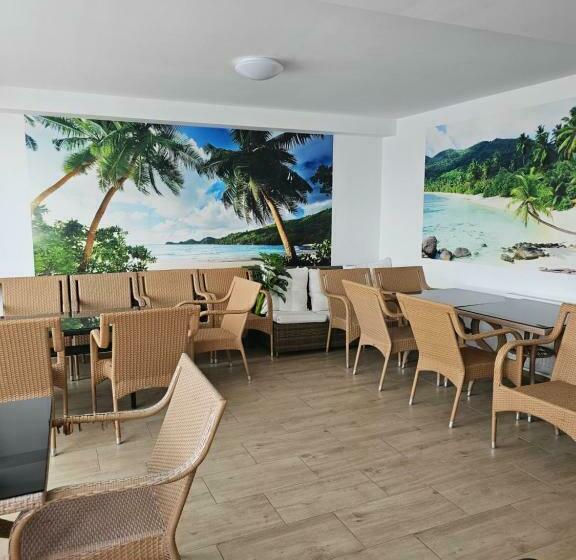 بنسيون Vila Angelys