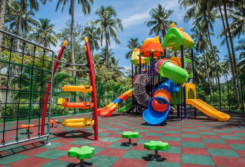 リゾートホテル Bird Nest Villas By Mafiya