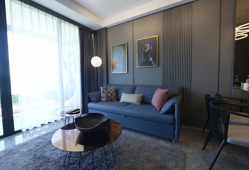 The One Umalas Signature