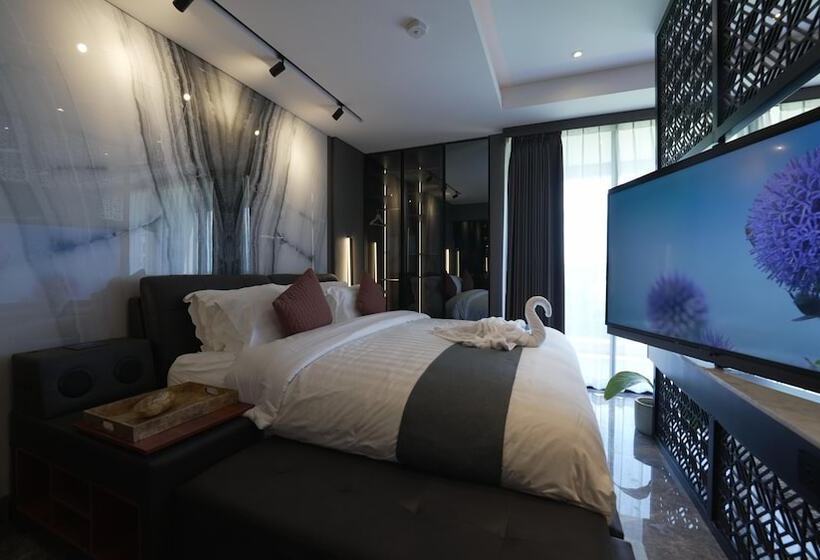 The One Umalas Signature