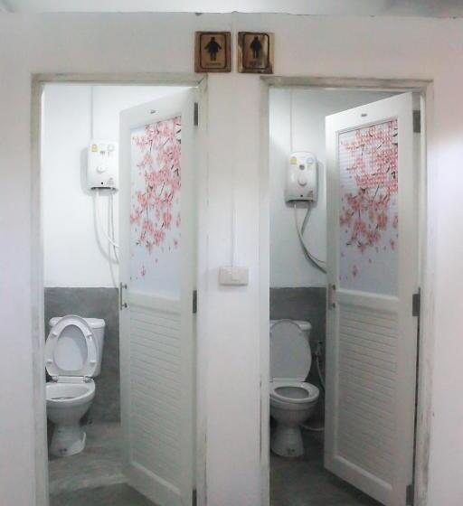 World Citizen Hostel