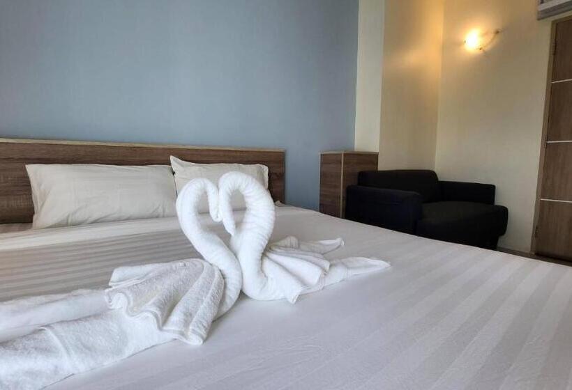 فندق صغير 98 Tower Chiang Mai