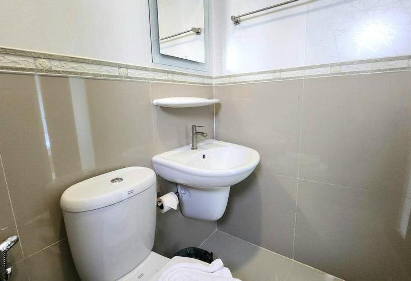 فندق صغير 98 Tower Chiang Mai