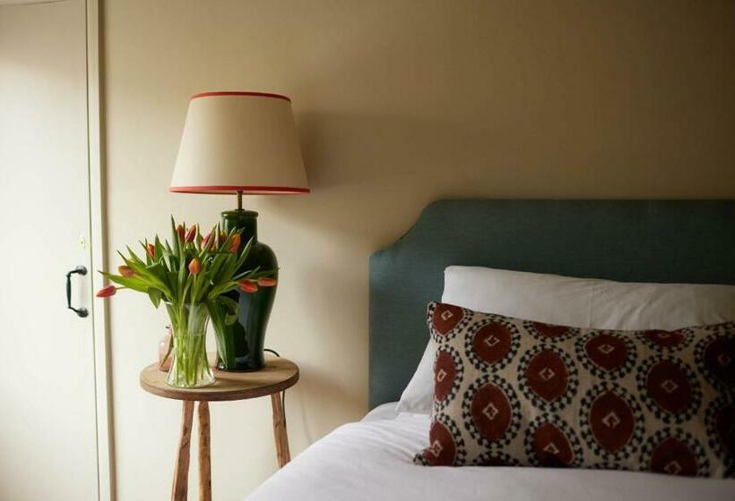 旅馆 The Queen S Head