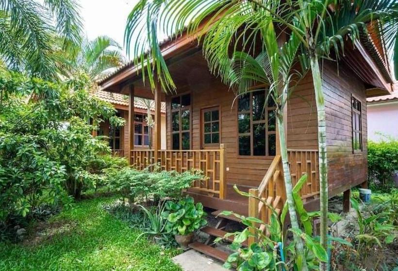 Bangsaray Village Resort