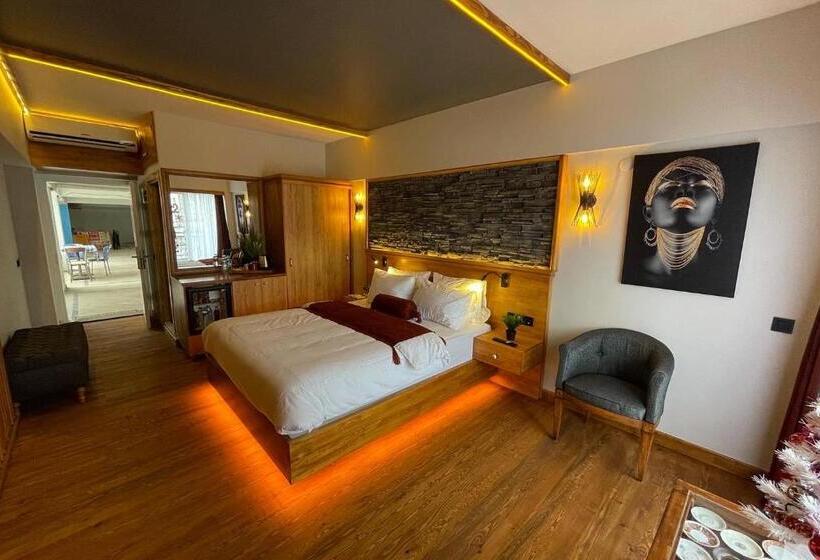 تختخواب و صبحانه Palmi̇ye Konuk Evi̇