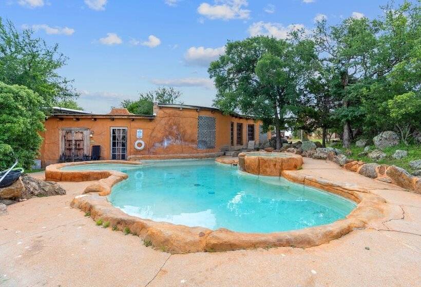 민박 The Trois Estate At Enchanted Rock