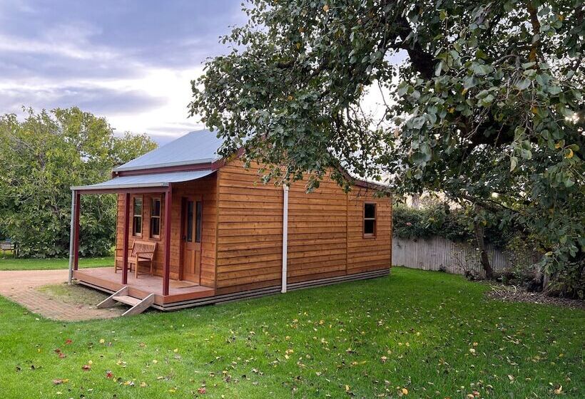 Bed and Breakfast Willunga Gallery Cabins