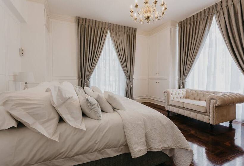 ホテル Akamah Estate