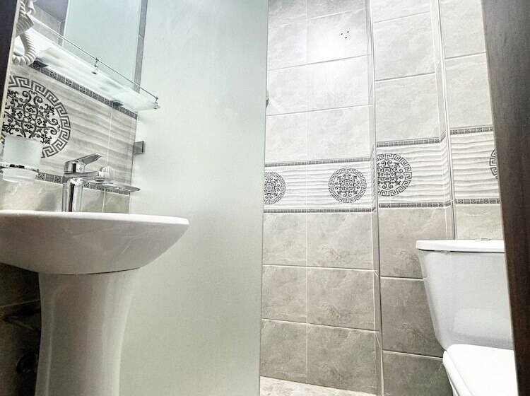 فندق Bobosh Boutique