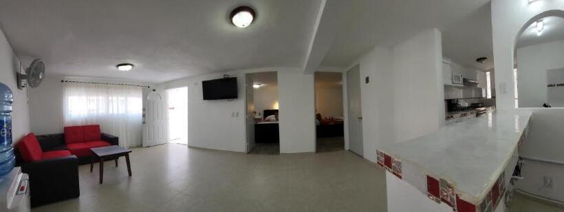 酒店 Book & Sleep Cancun