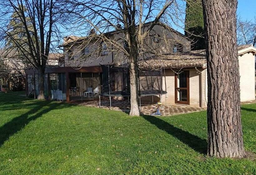 호텔 Casale Sul Clitunno