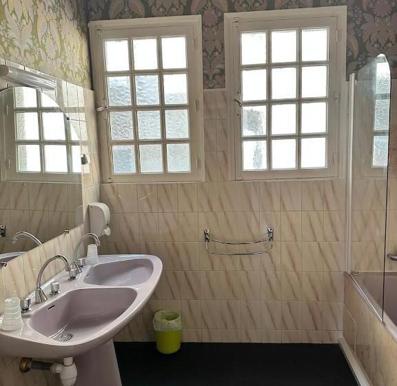 هتل Chez Louisette Chambre