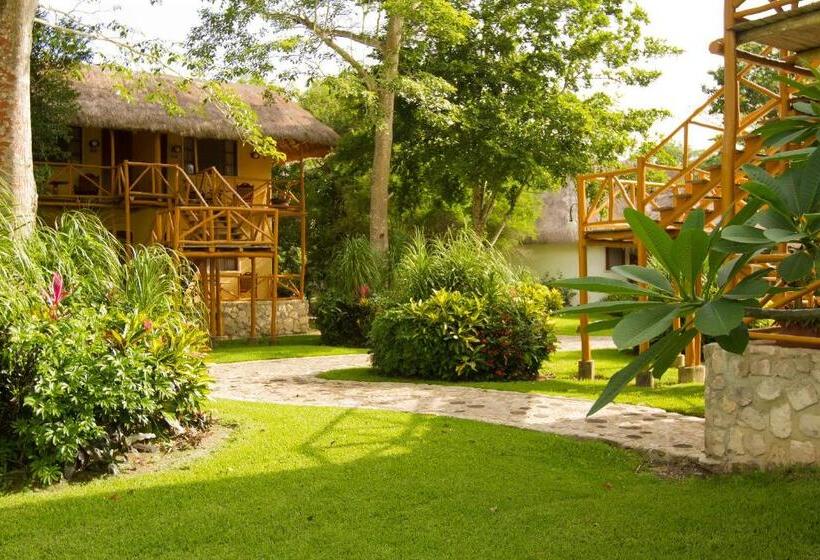 فندق Chicanna Ecovillage Resort