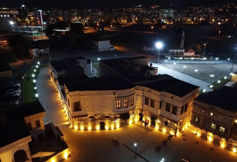 酒店 Four Mansions