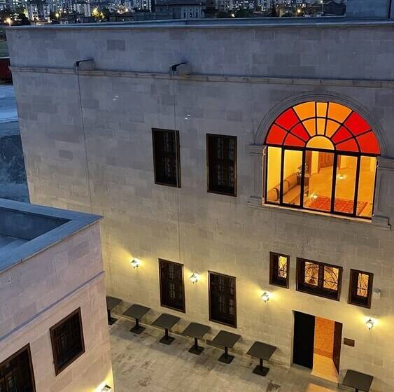 酒店 Four Mansions