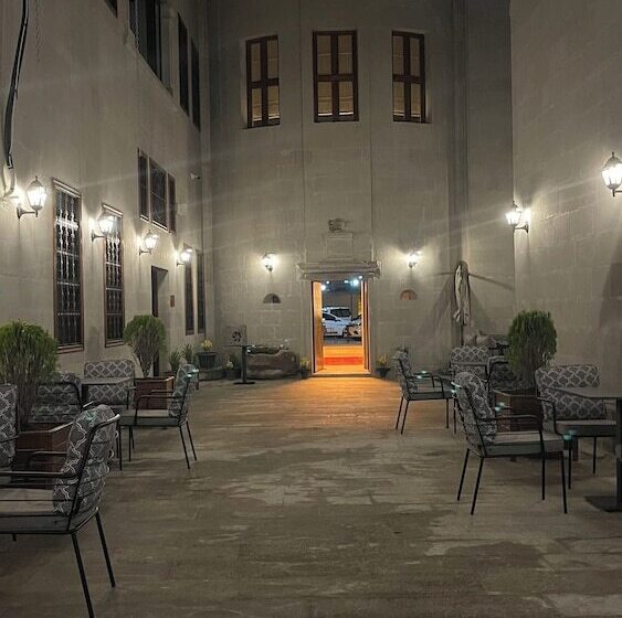 酒店 Four Mansions