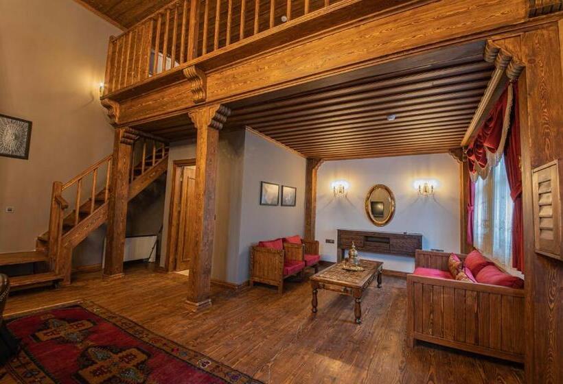 酒店 Four Mansions