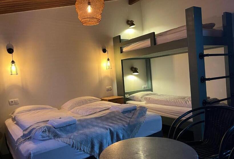 هتل Hótel Goðafoss Fosshóll