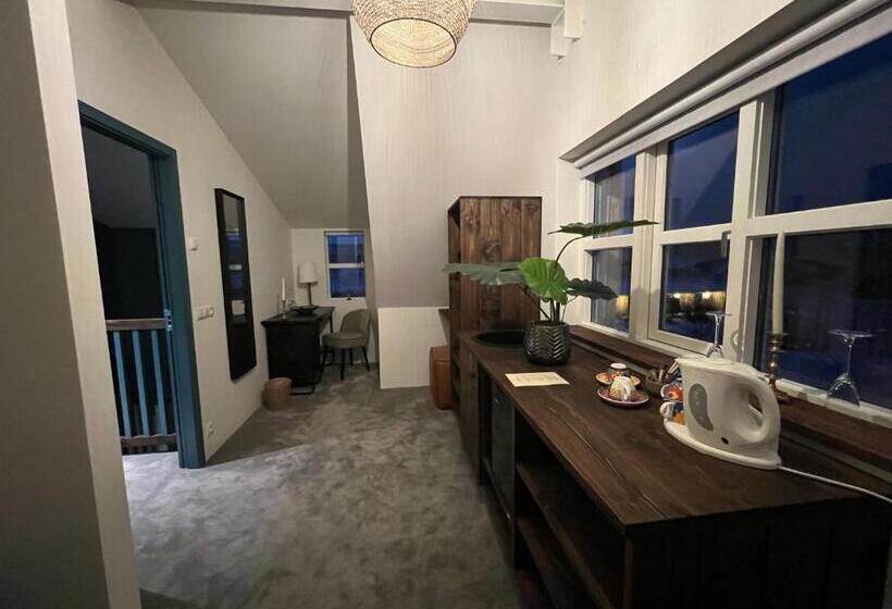 هتل Hótel Goðafoss Fosshóll