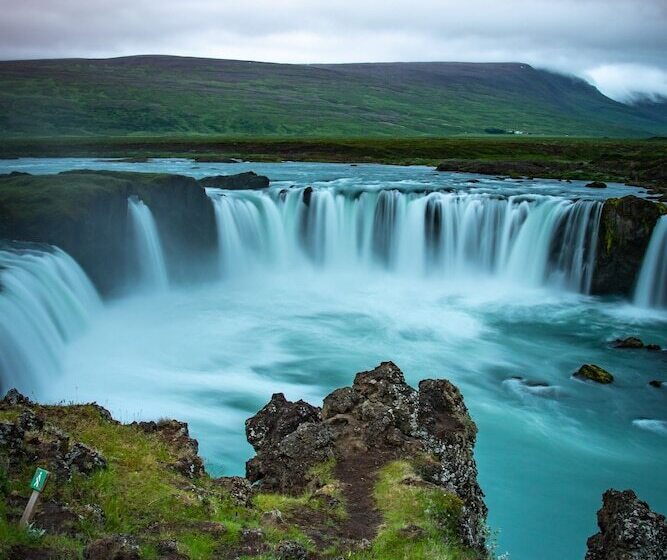 هتل Hótel Goðafoss Fosshóll