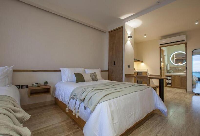 Отель Malecón 1680