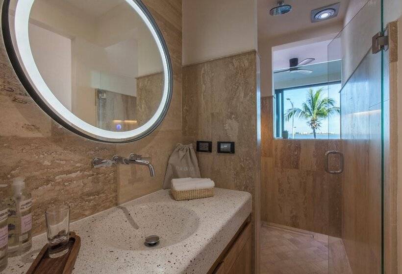 Отель Malecón 1680