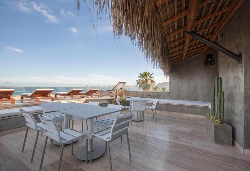 Отель Malecón 1680