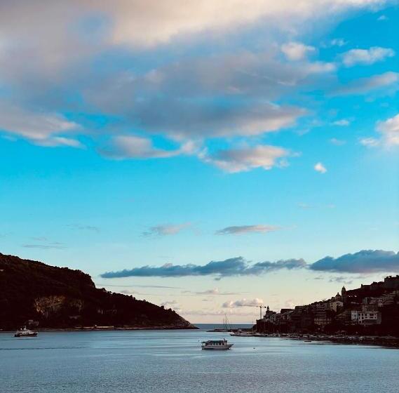 هتل Mirage Rooms & Apartments