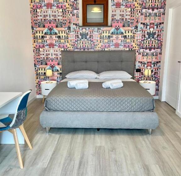 هتل Mirage Rooms & Apartments