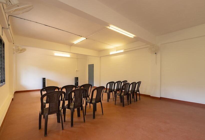 酒店 Misty Heights By The Sanihara