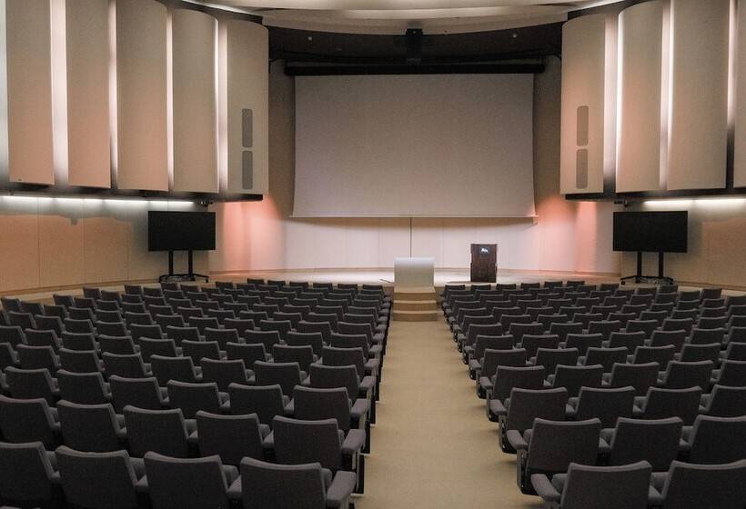 בית מלון כפרי Mix Brussels   Gym & Wellness For Adults Only