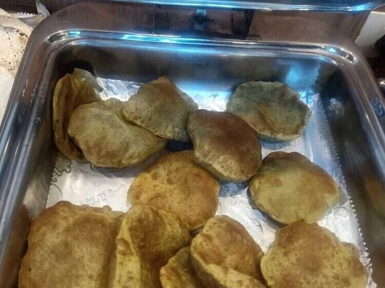 فندق Raaj Svastik Inn