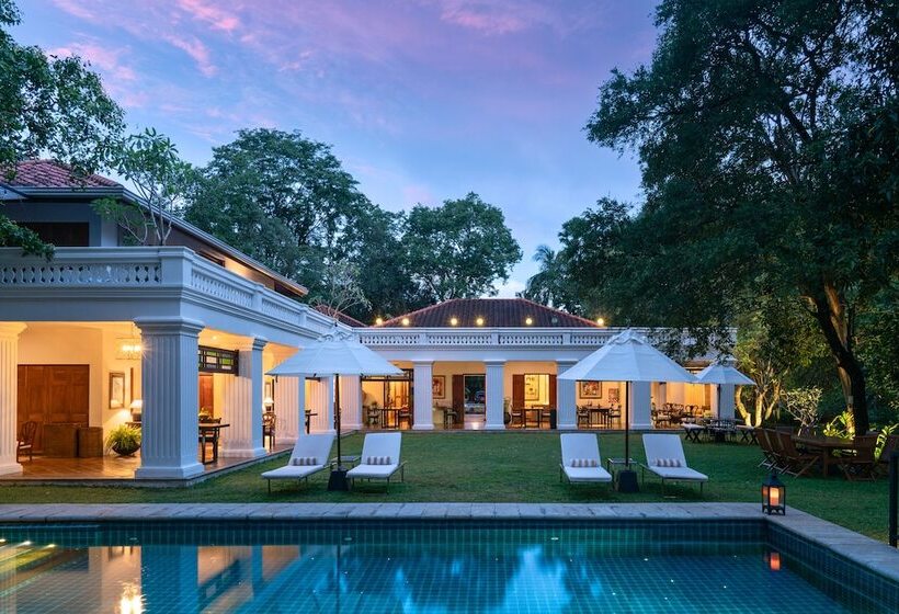בית מלון כפרי Taru Villas Kandy