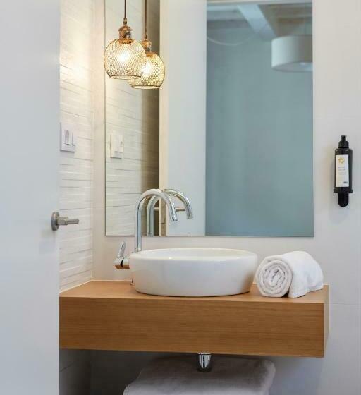 בית מלון כפרי Trina 20