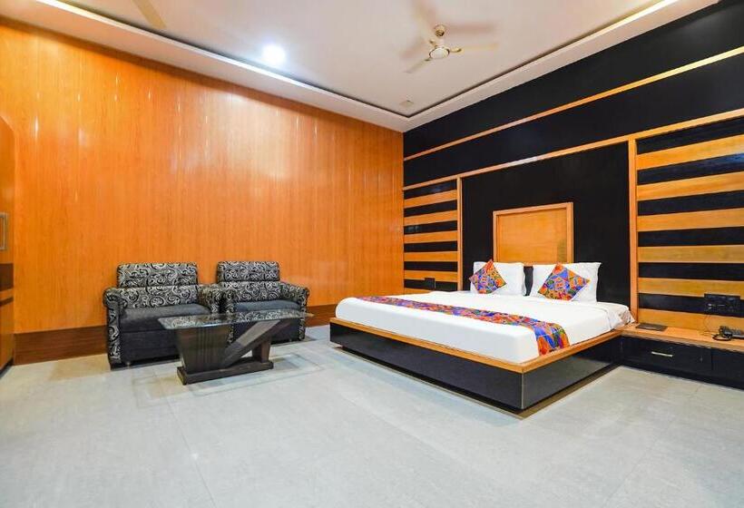 Jk Rooms 148 Hotel Rahul Palace