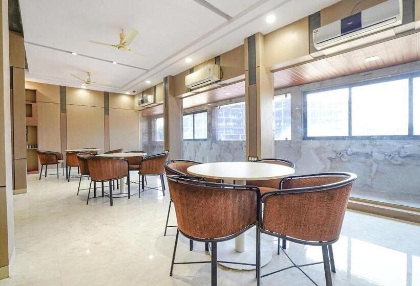 Jk Rooms 148 Hotel Rahul Palace