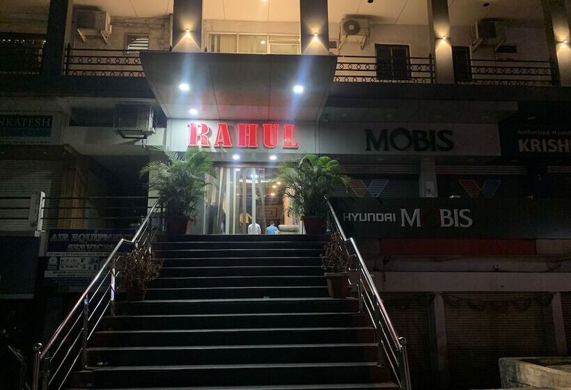 Jk Rooms 148 Hotel Rahul Palace