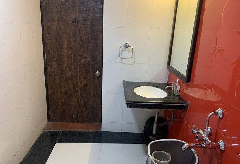 Jk Rooms 148 Hotel Rahul Palace